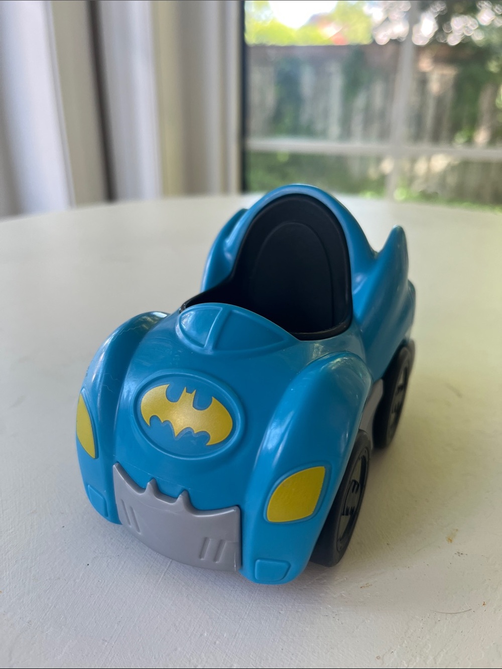 3/$15 💜Fisher-Price Blue Batmobile Toy Car with Yellow Emblems